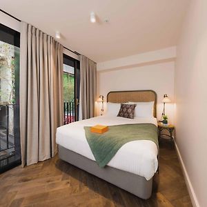 The Sarah By Urban Rest